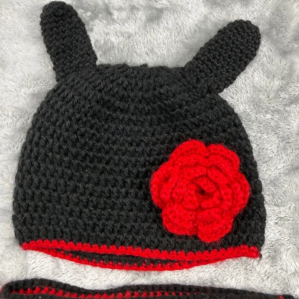Newborn Ladybug Crochet Photo Prop Set Hat & Diaper Cover Red Black 0-9M